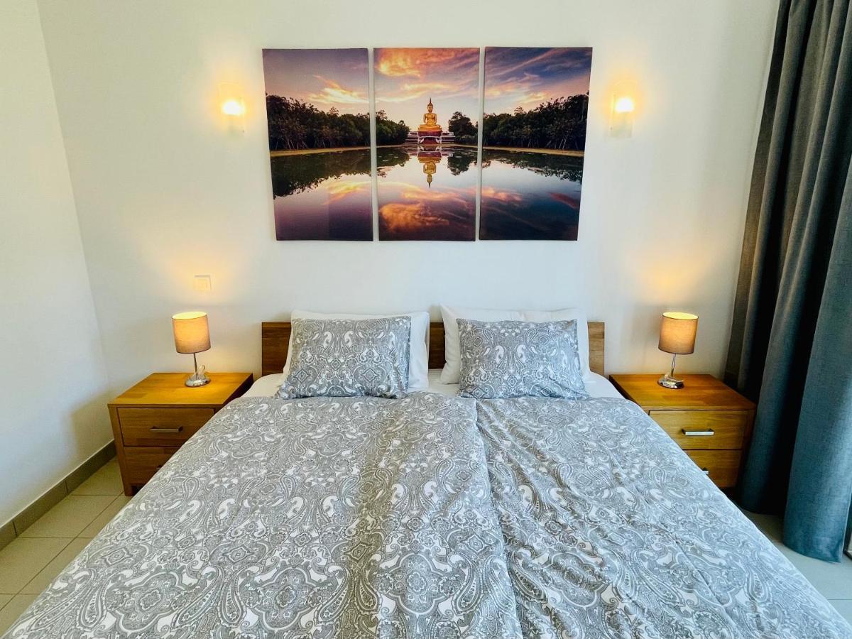 Angies Marina Apartment, Includes 2 Free Passes For The Marina Pool Lagos Exterior photo