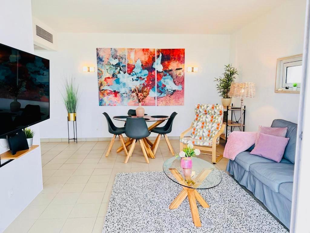 Angies Marina Apartment, Includes 2 Free Passes For The Marina Pool Lagos Exterior photo
